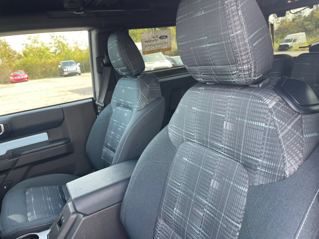 Certified 2024 Ford Bronco Heritage Edition AWD/4WD image 6