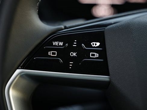 New 2025 Audi Q5 Premium Plus image 32