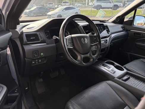 Certified 2023 Honda Passport EX-L image 15