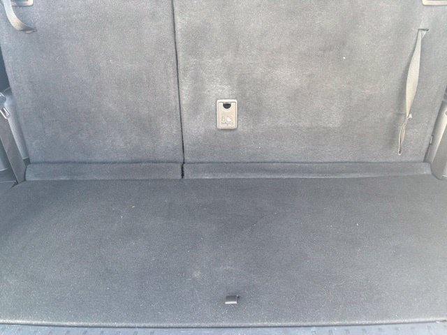 Used 2022 Toyota Highlander LE AWD/4WD image 16