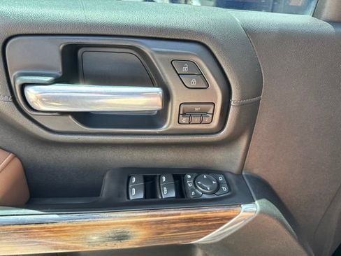 Used 2020 Chevrolet Silverado 2500 High Country w/ Technology Package AWD/4WD image 50