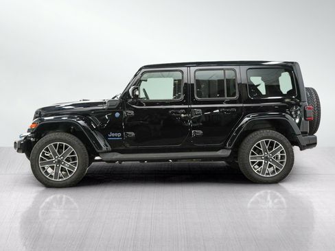 Used 2024 Jeep Wrangler High Altitude AWD/4WD image 2