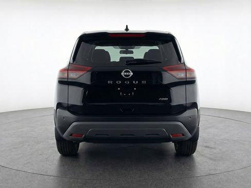 Used 2025 Nissan Rogue SV image 7