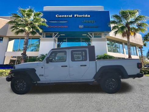 New 2026 Jeep Gladiator Sport image 9