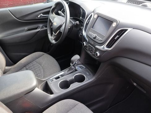 Used 2024 Chevrolet Equinox LT AWD/4WD image 9