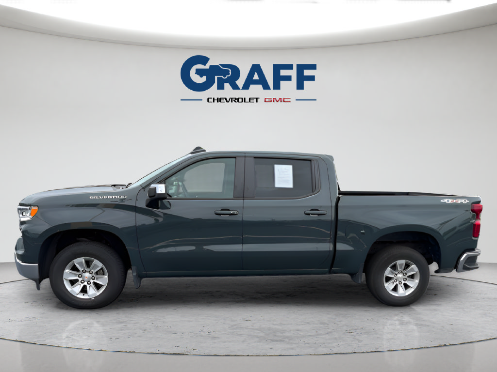Used 2025 Chevrolet Silverado 1500 LT AWD/4WD image 2