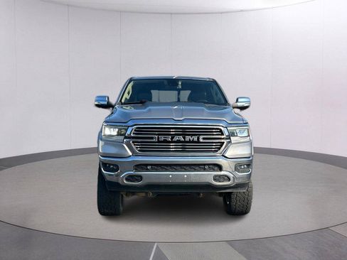 Used 2019 RAM 1500 Laramie AWD/4WD image 9