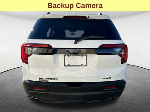 Used 2023 GMC Acadia SLE w/ Driver Convenience Package image 12
