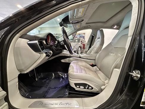 Used 2017 Porsche Panamera Turbo w/ Carbon Fiber Interior Package AWD/4WD image 12