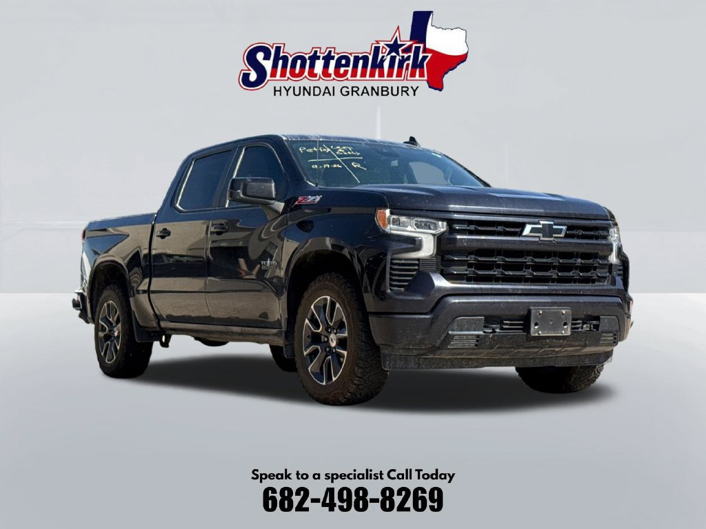Used 2022 Chevrolet Silverado 1500 RST w/ Z71 Off-Road Package AWD/4WD image 3
