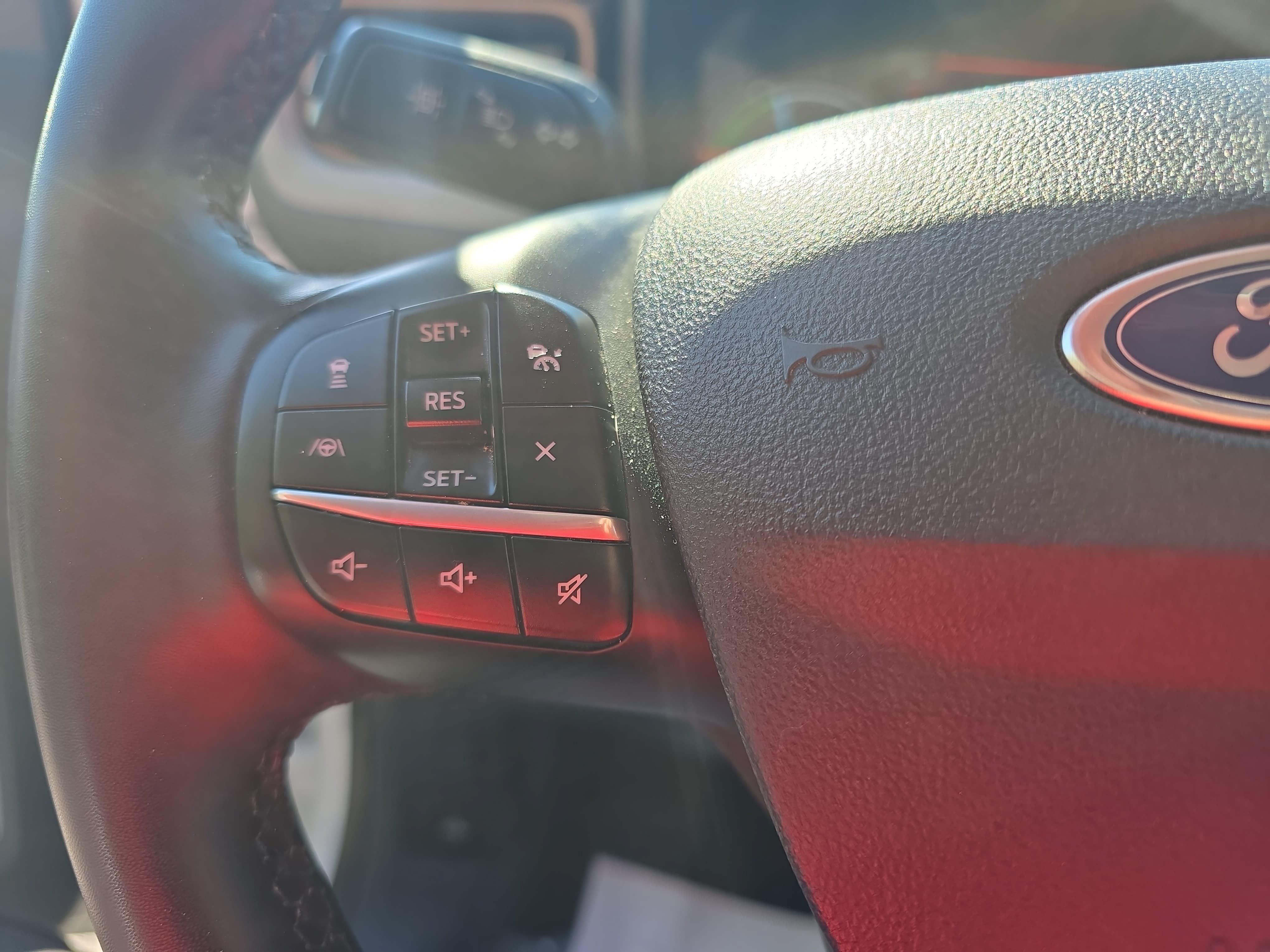 Used 2024 Ford Maverick Lariat FWD image 16