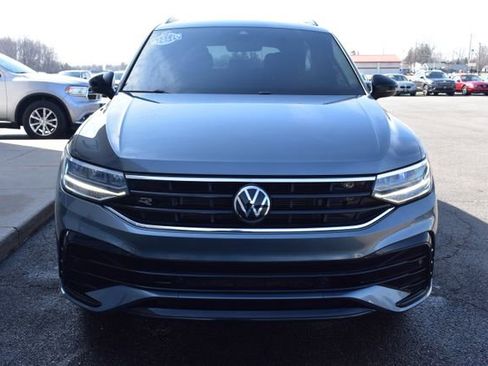 Used 2022 Volkswagen Tiguan SE R-Line image 13