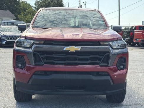 Used 2024 Chevrolet Colorado LT w/ LT Convenience Package II RWD image 25