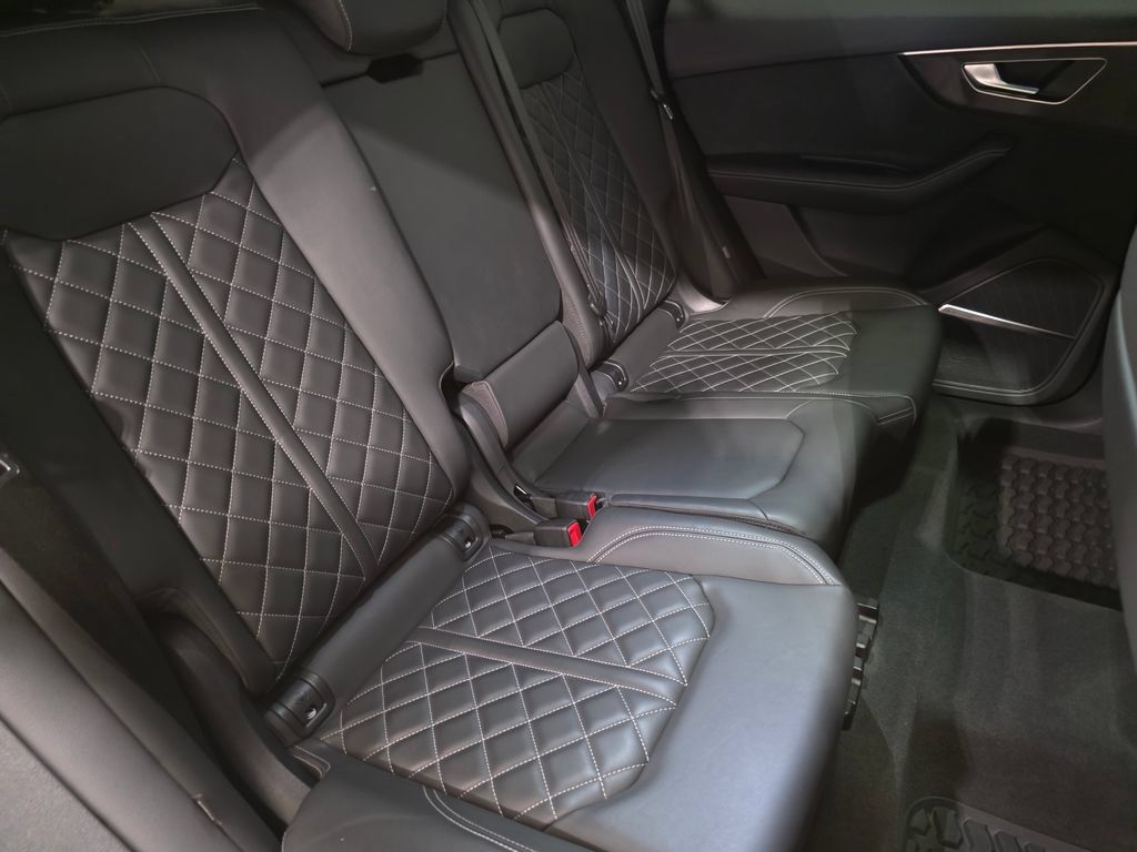 Certified 2023 Audi SQ8 Premium Plus w/ Black Optic Package AWD/4WD image 13