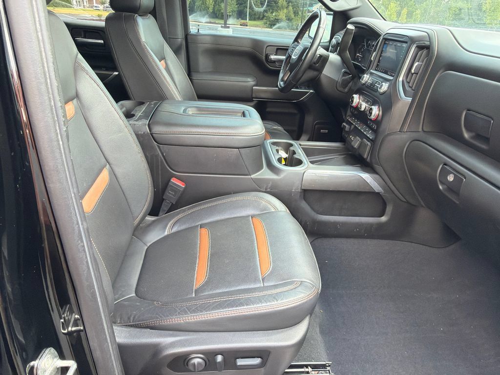 Used 2022 GMC Sierra 1500 AT4 w/ AT4 Carbonpro Edition AWD/4WD image 13