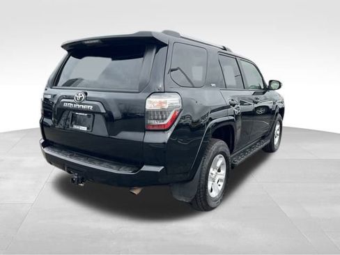 Used 2024 Toyota 4Runner SR5 image 7