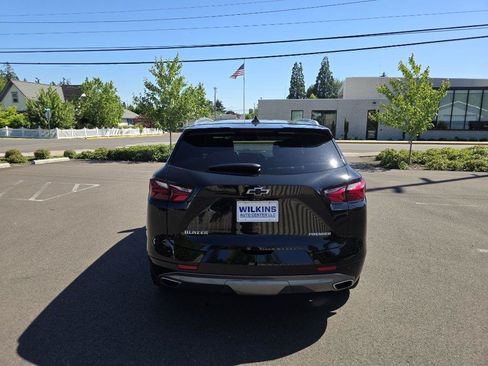 Used 2019 Chevrolet Blazer Premier w/ Driver Confidence II Package FWD image 6