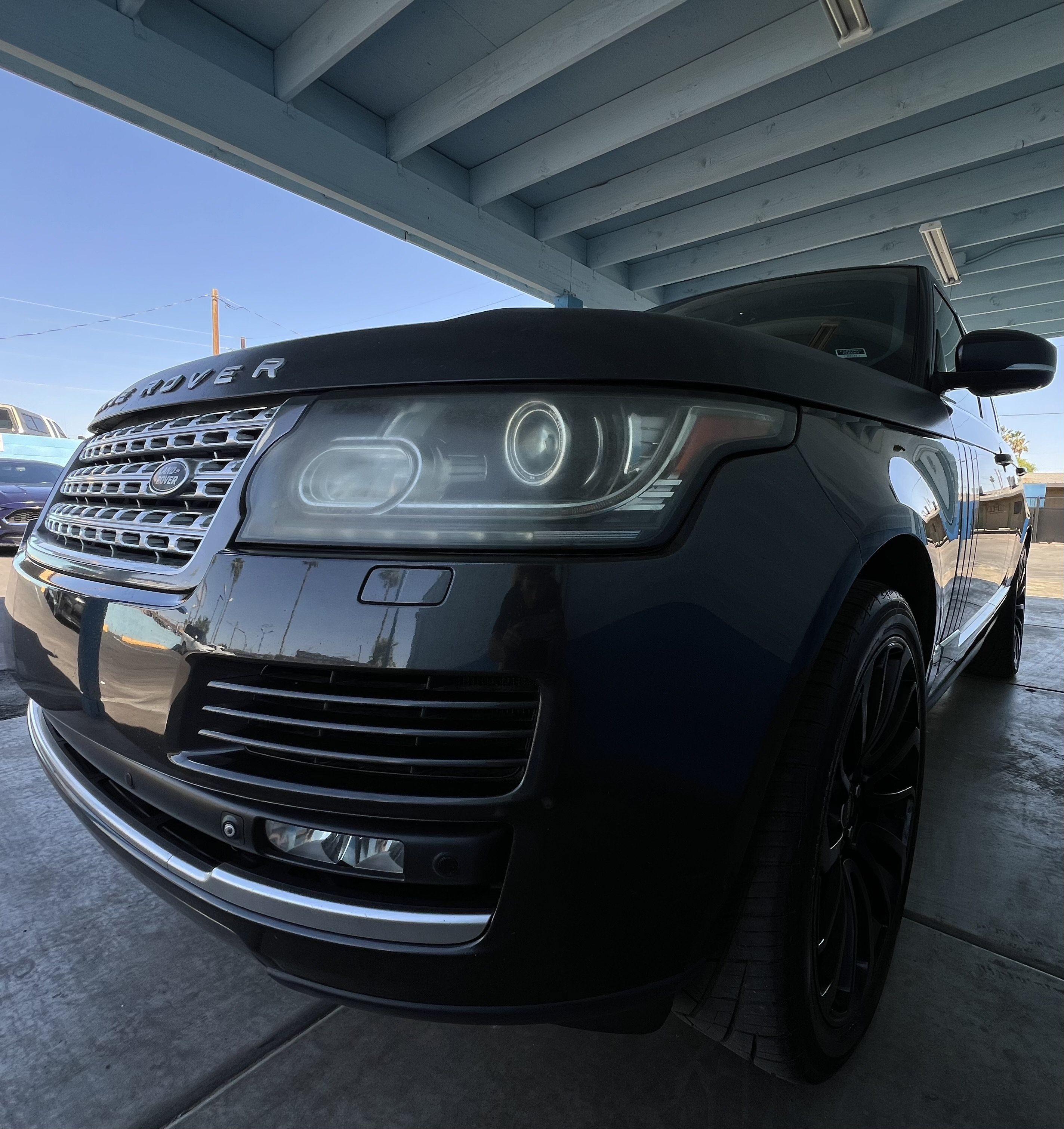 Used 2013 Land Rover Range Rover Supercharged AWD/4WD image 9