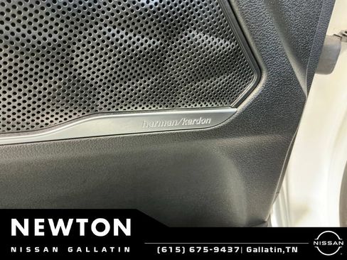 Used 2022 Hyundai Santa Fe SEL w/ Convenience + Premium Package FWD image 46