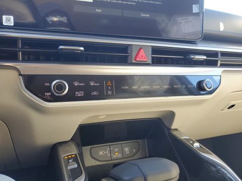 New 2026 Kia Sorento S image 24