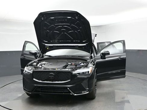 New 2026 Volvo XC60 B5 Ultra w/ Climate Package AWD/4WD image 53