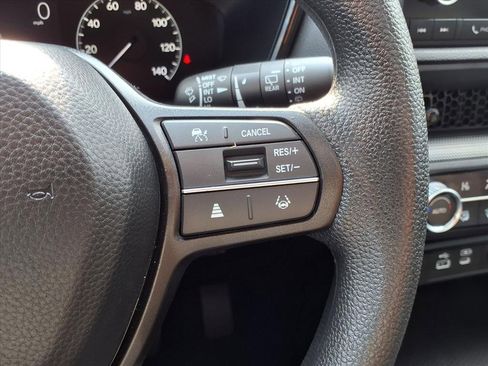 Used 2025 Honda CR-V EX image 18