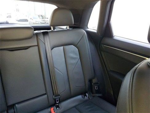 Used 2023 Audi Q3 2.0T Premium image 60