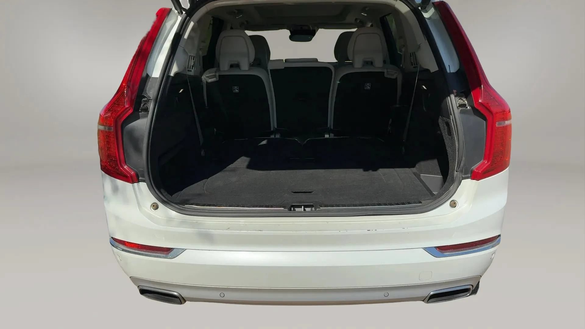 Used 2017 Volvo XC90 T6 Inscription w/ Vision Package AWD/4WD image 19