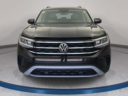Used 2023 Volkswagen Atlas SEL AWD/4WD image 2