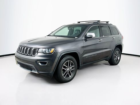 Used 2017 Jeep Grand Cherokee Limited w/ Trailer Tow Group IV AWD/4WD image 3