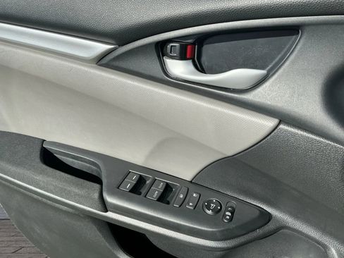 Used 2018 Honda Civic LX image 11