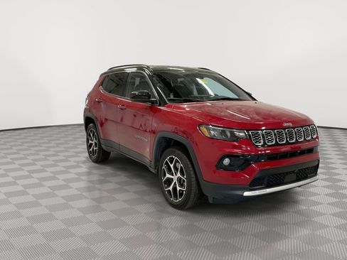 Used 2024 Jeep Compass Limited image 13