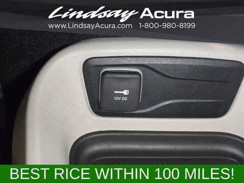 Used 2023 Chrysler Voyager LX FWD image 21