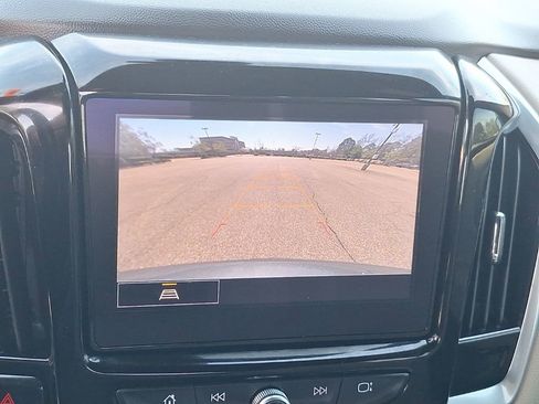 Certified 2022 Chevrolet Traverse LT image 46