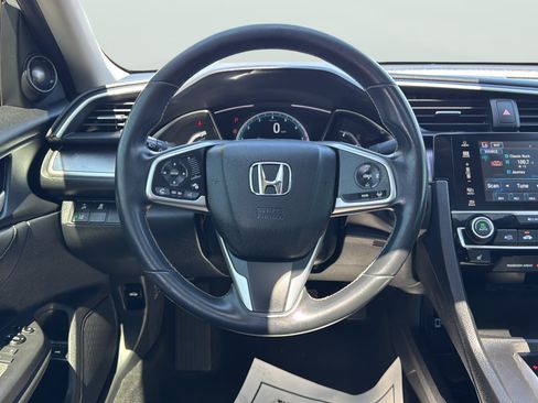 Used 2018 Honda Civic Touring image 16
