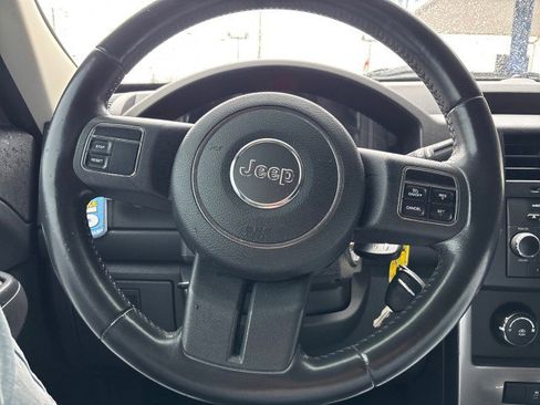 Used 2011 Jeep Liberty Sport w/ Popular Equipment Group image 12