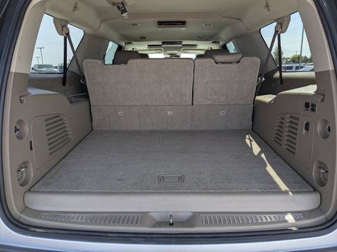 Certified 2020 Chevrolet Suburban LT AWD/4WD image 37