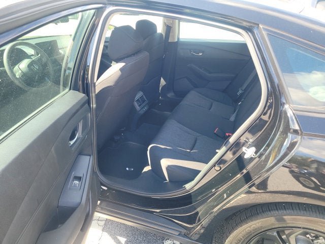 Certified 2025 Honda Accord SE image 13