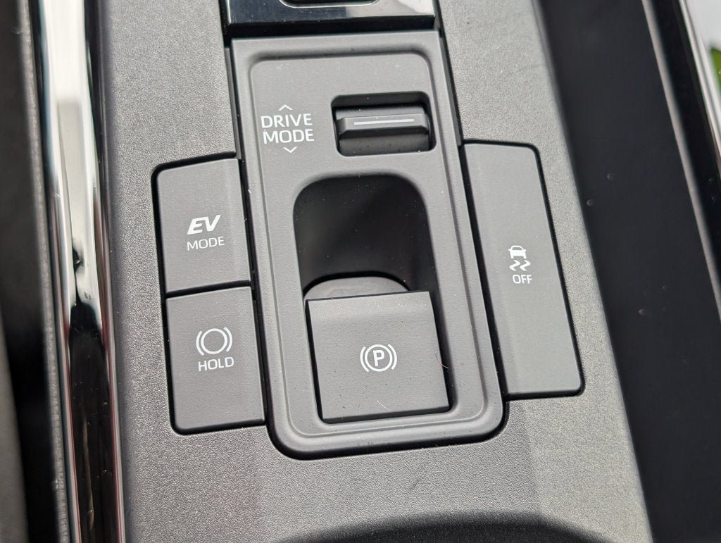 Certified 2026 Toyota Prius LE AWD/4WD image 28