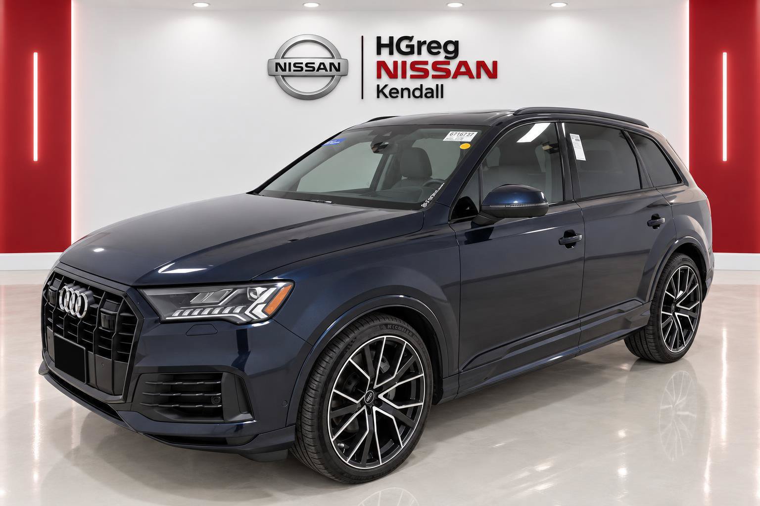 Used 2023 Audi Q7 3.0T Prestige AWD/4WD image 2