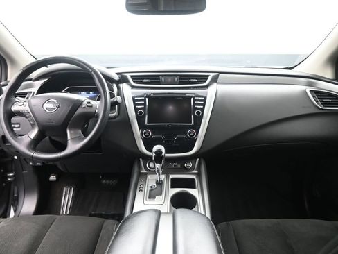 Used 2019 Nissan Murano SV image 24