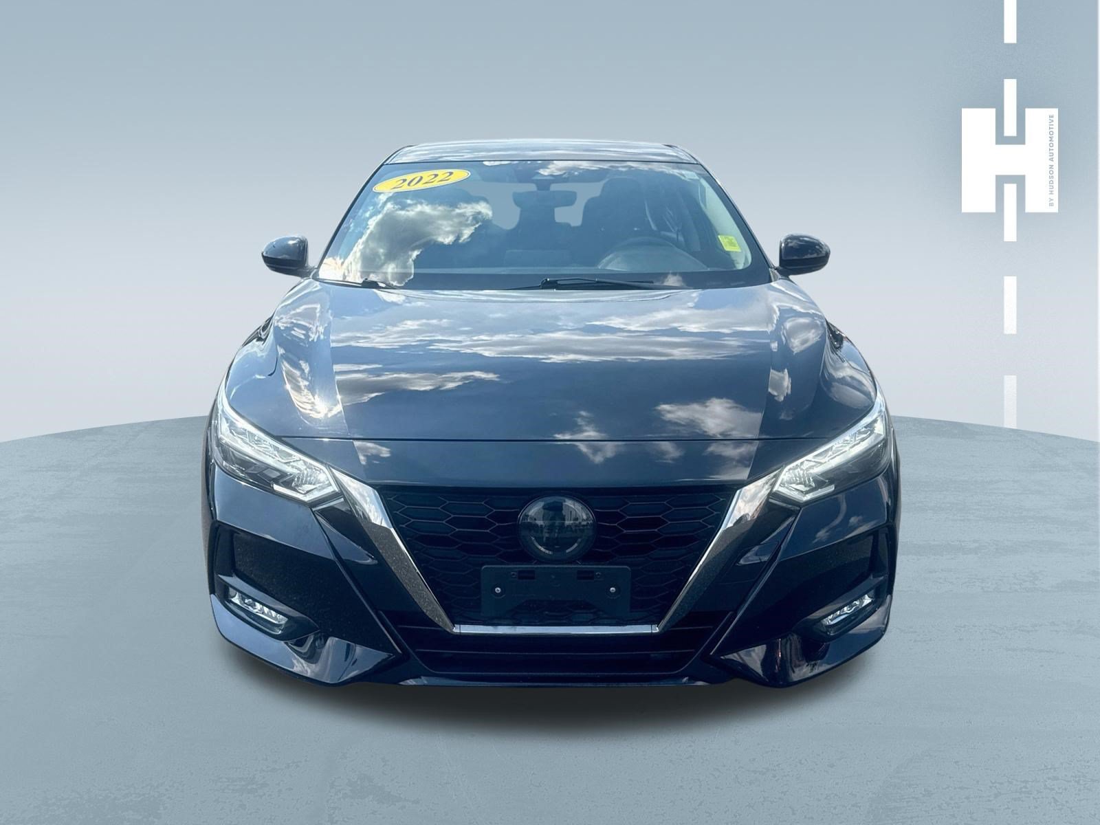 Used 2022 Nissan Sentra SR w/ Electronics Package FWD image 2