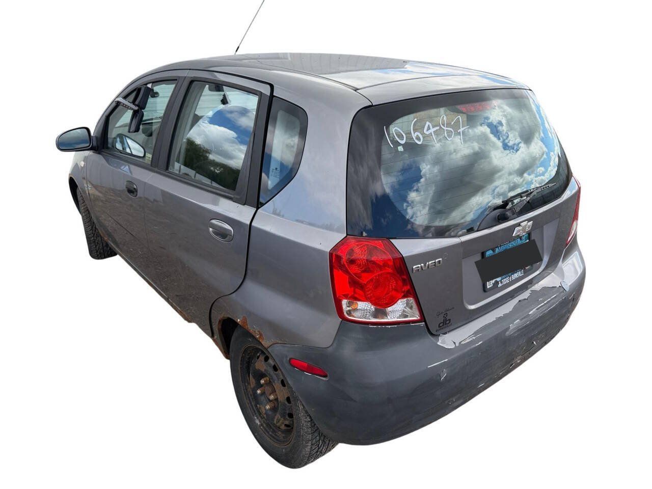 Used 2008 Chevrolet Aveo5 FWD image 3