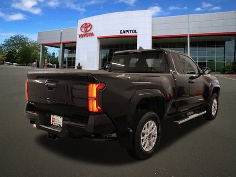 Certified 2025 Toyota Tacoma SR5 image 2