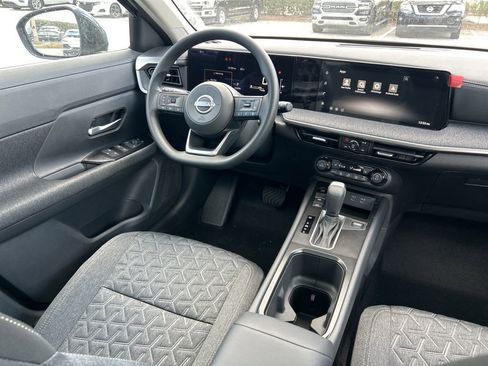 New 2026 Nissan Kicks SV w/ SV Premium Package image 10