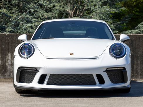 Used 2018 Porsche 911 GT3 RWD image 8