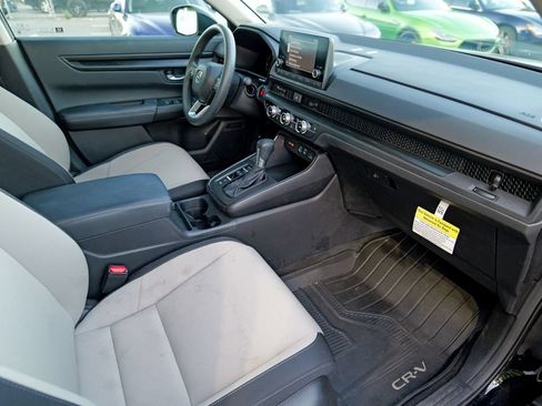 Used 2025 Honda CR-V EX image 32