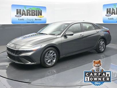 Used 2024 Hyundai Elantra SEL