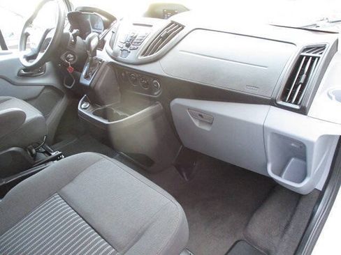 Used 2018 Ford Transit 150 XL RWD image 19