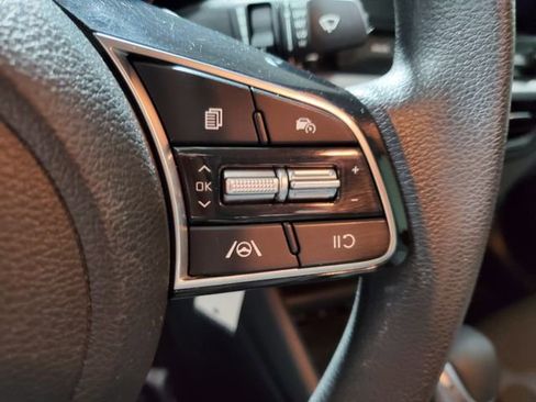 Used 2022 Kia Forte LXS w/ LXS Technology Package image 14